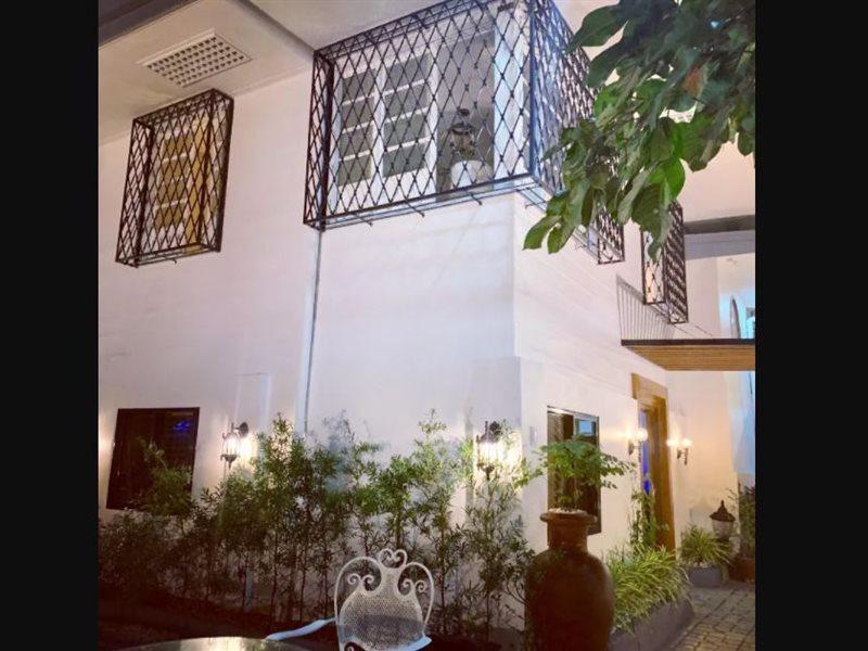 Courtyard 3* Pasay