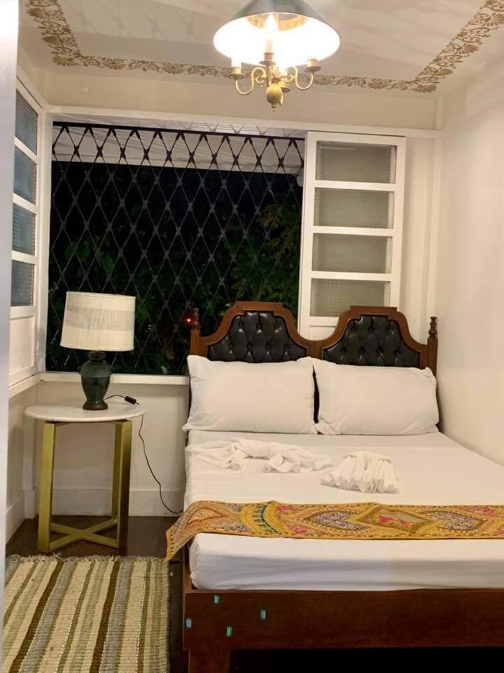 Courtyard Hotel Pasay
