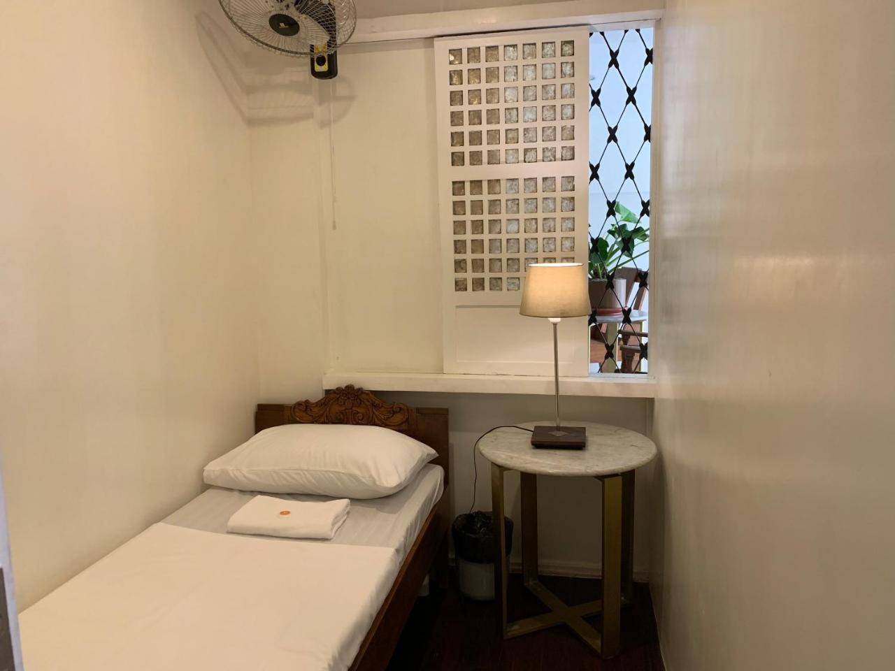 Courtyard Hotel 3*