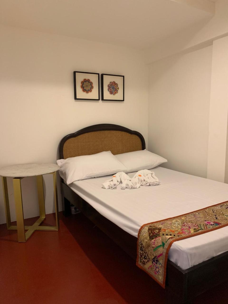 Courtyard 3*