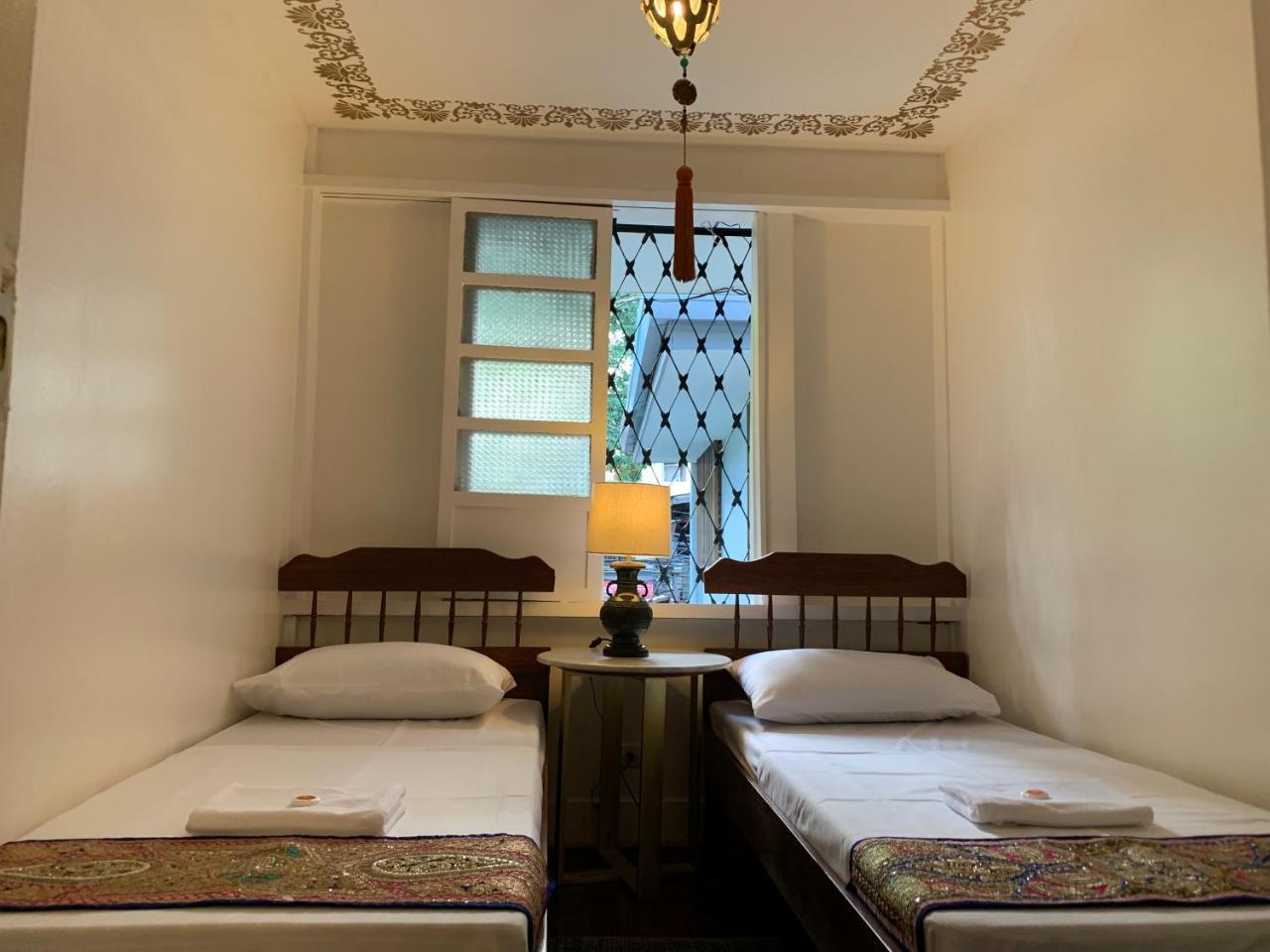 Courtyard Hotel Pasay