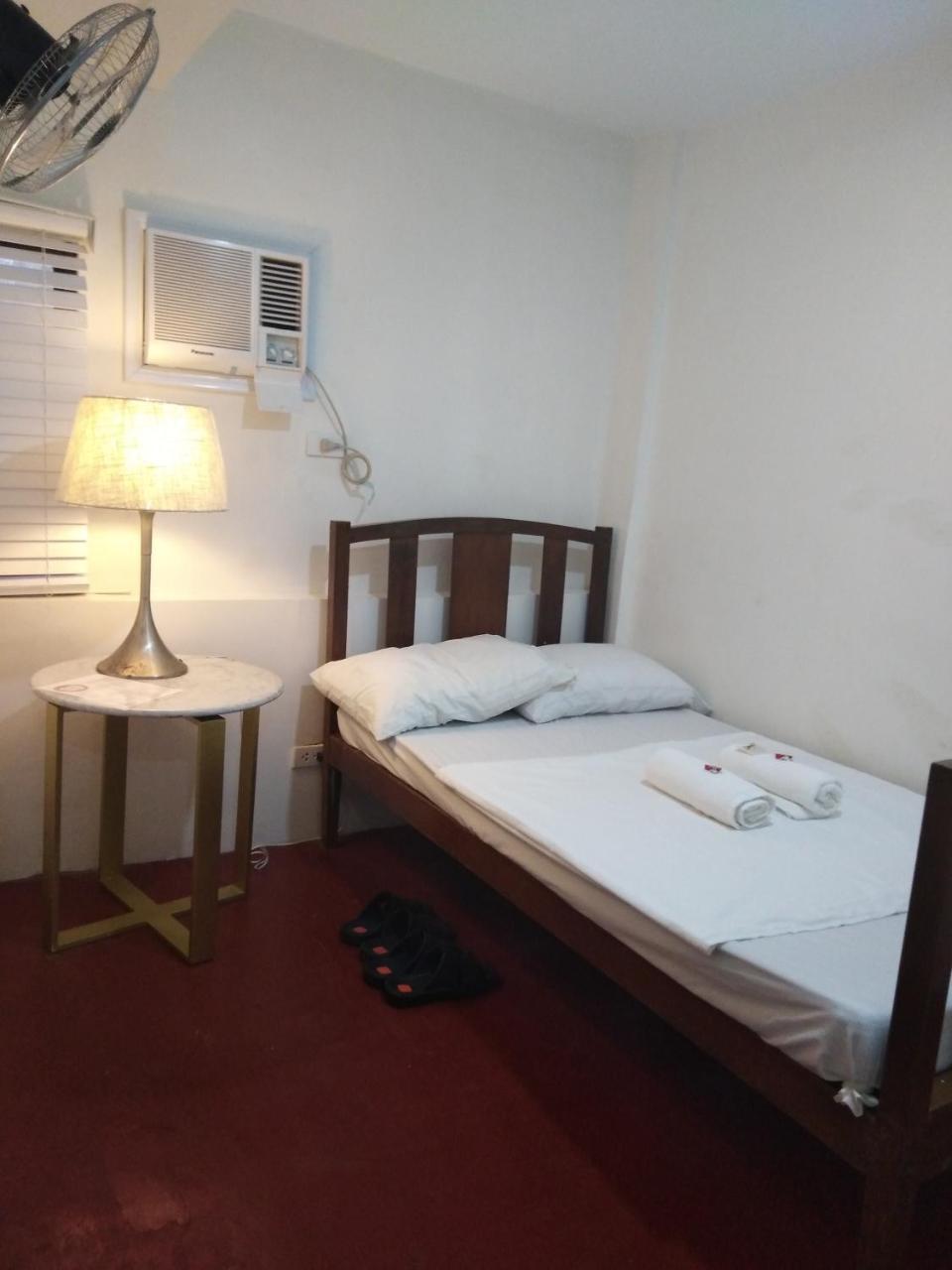 Courtyard Hotel Pasay